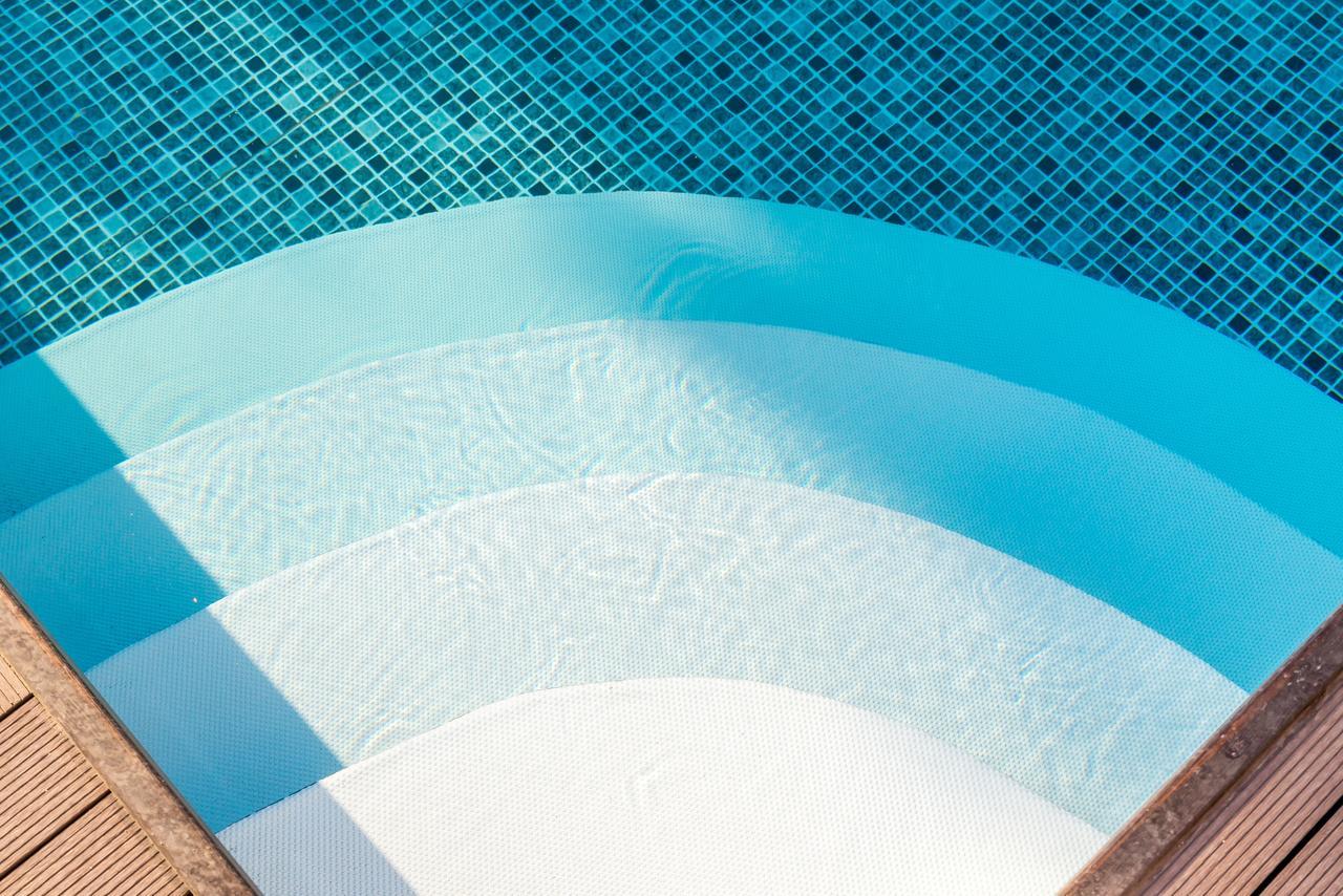 Eiriana Luxury Suites Plaka  Екстер'єр фото