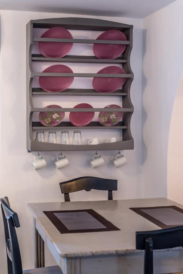 Eiriana Luxury Suites Plaka  Екстер'єр фото